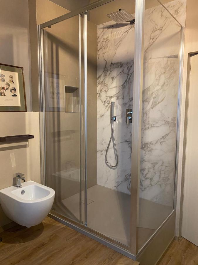 Casa Leoncino B&B ローマ エクステリア 写真
