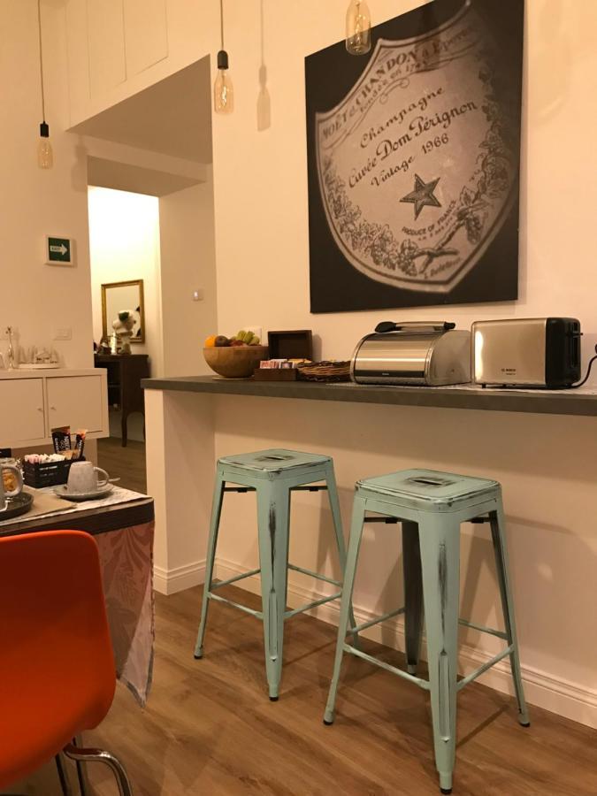 Casa Leoncino B&B ローマ エクステリア 写真