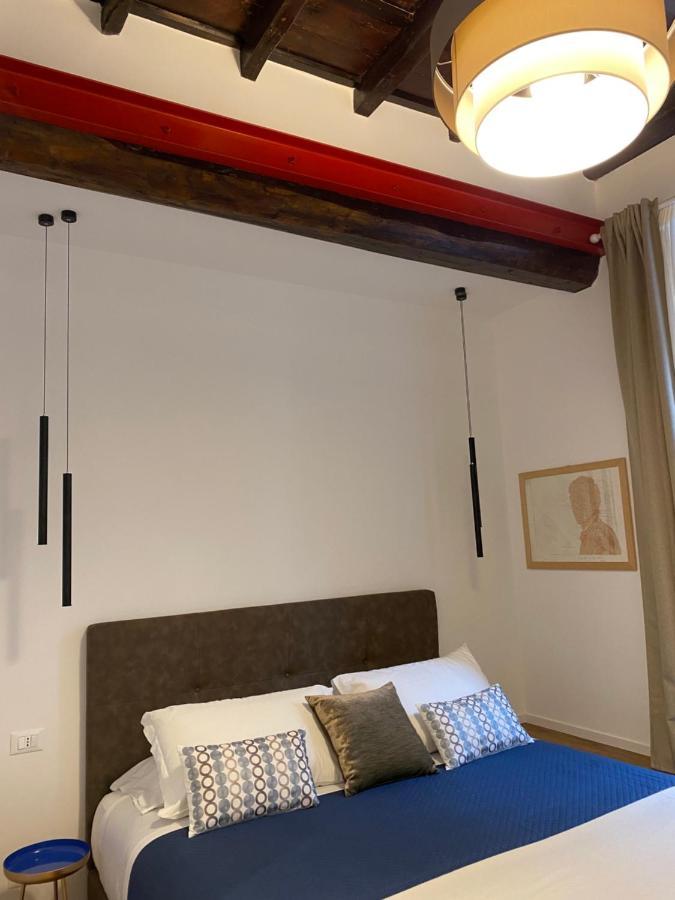Casa Leoncino B&B ローマ エクステリア 写真