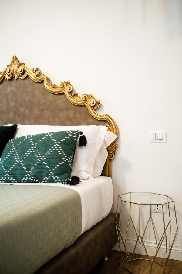 Casa Leoncino B&B ローマ エクステリア 写真