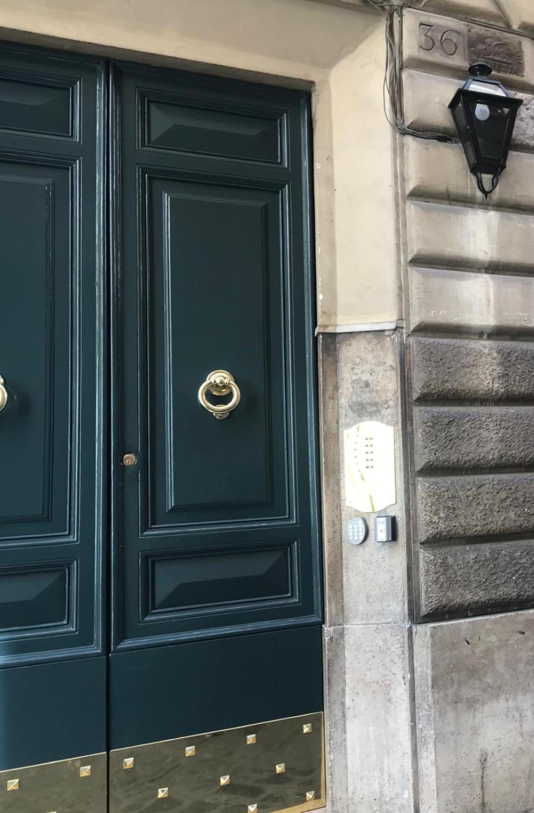 Casa Leoncino B&B ローマ エクステリア 写真